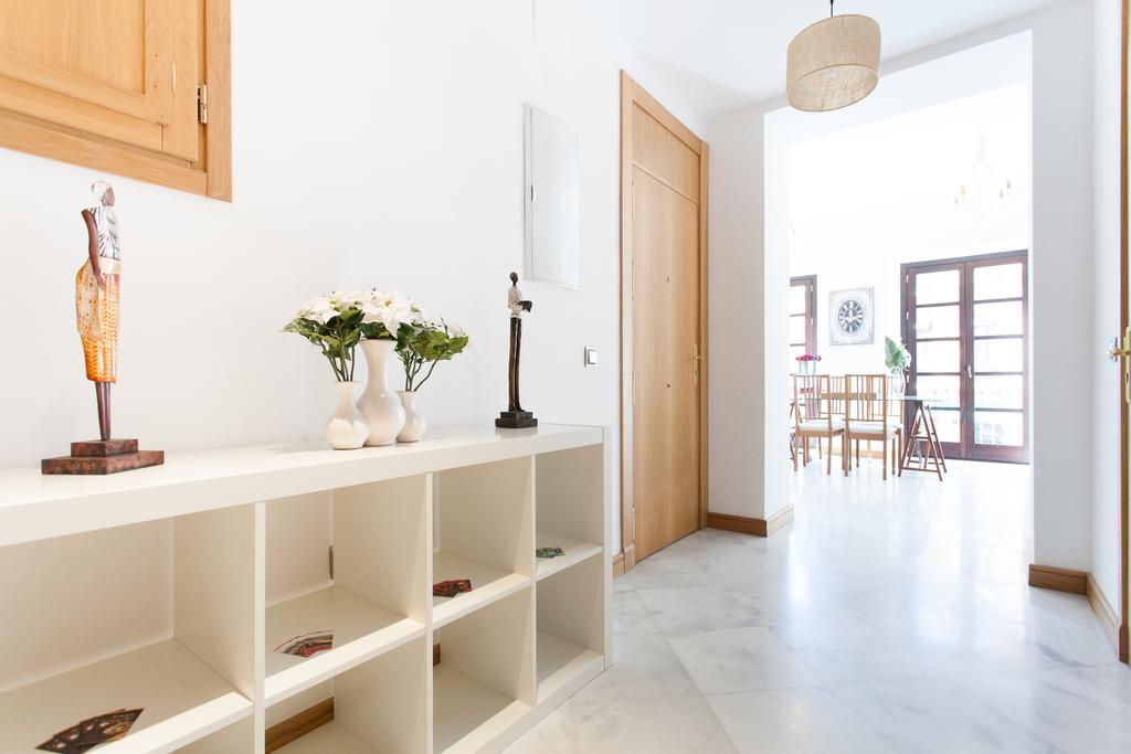 Holi-Rent Castilla เซบีญา ภายนอก รูปภาพ