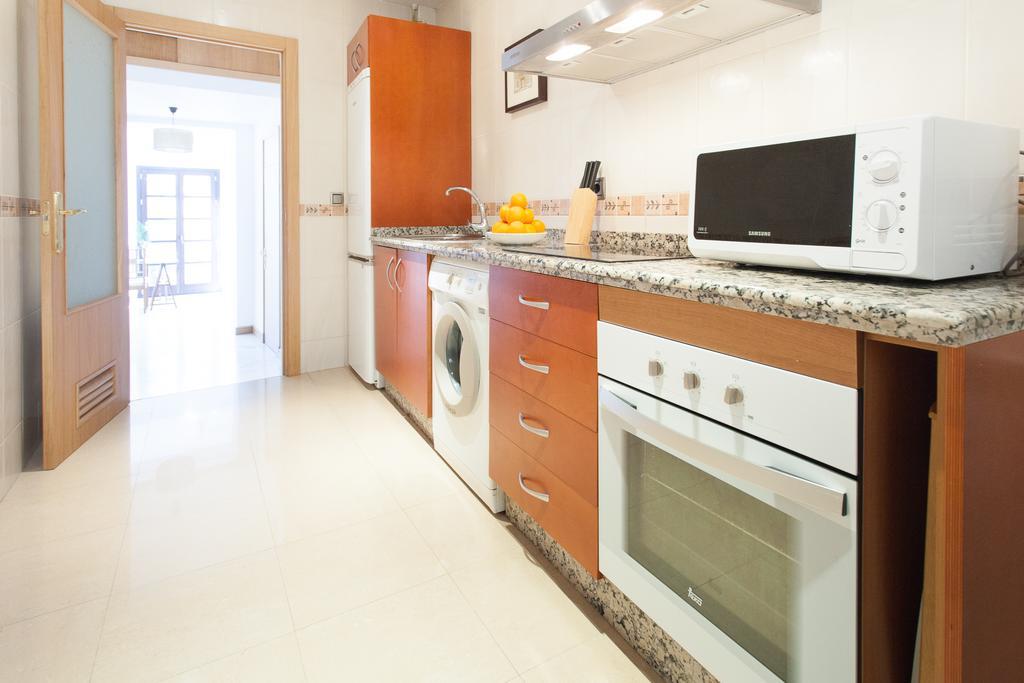 Holi-Rent Castilla เซบีญา ภายนอก รูปภาพ