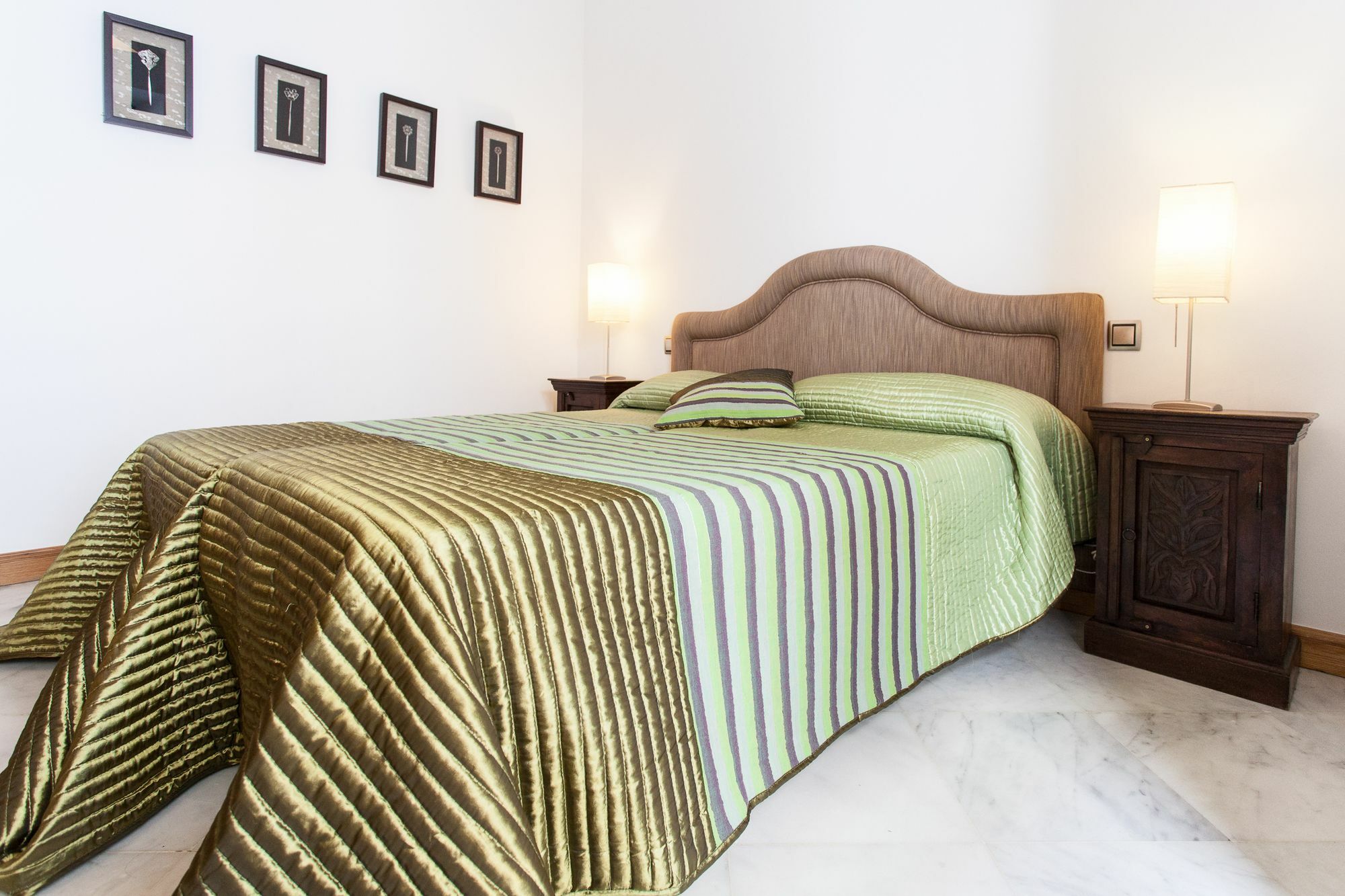 Holi-Rent Castilla เซบีญา ภายนอก รูปภาพ